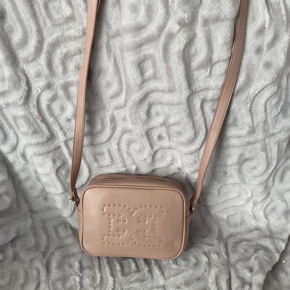Sam Edelman Handbags - Sam Edelman Anaya Ee Camera Crossbody- Blush Pink Color